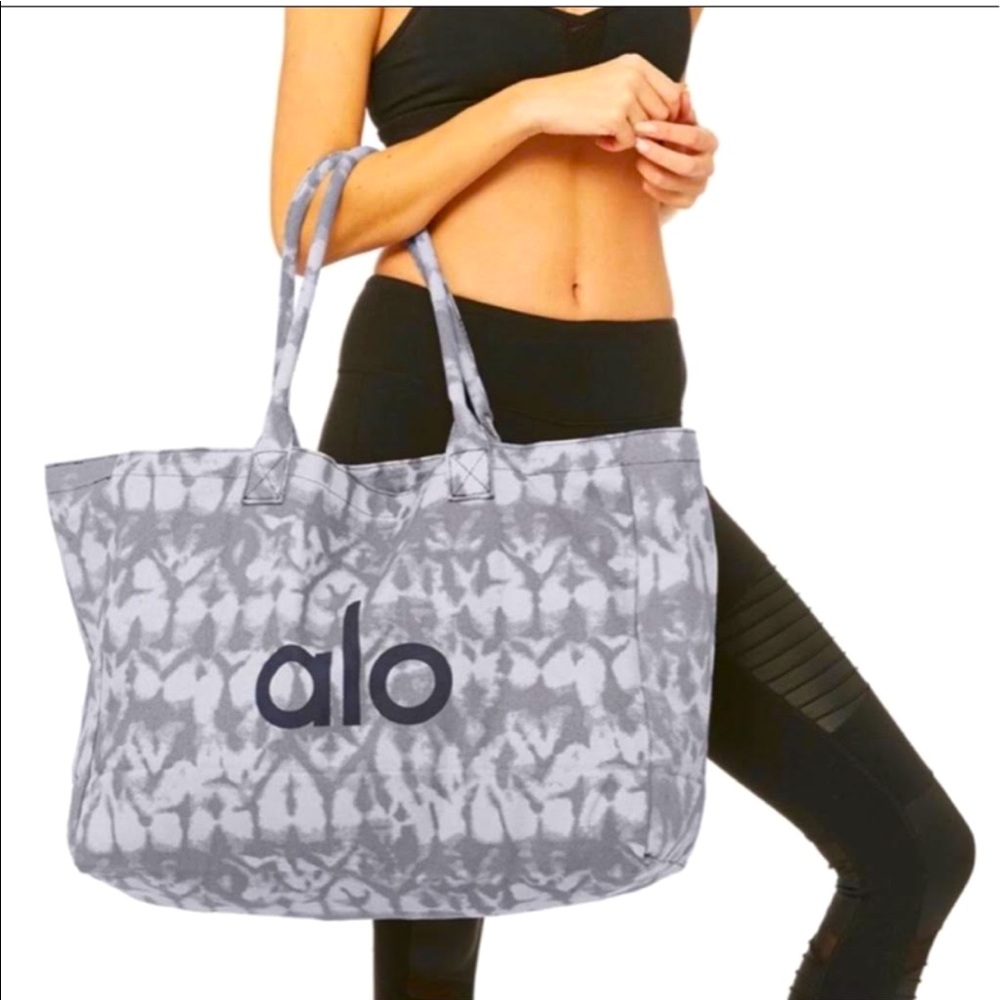 LAST CHANCE ** NWT ALO Grey Tiedye Tote Bag